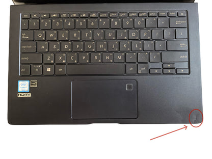 ＊NG品【ASUS】ZenBook 3 Deluxe (UX490UA)